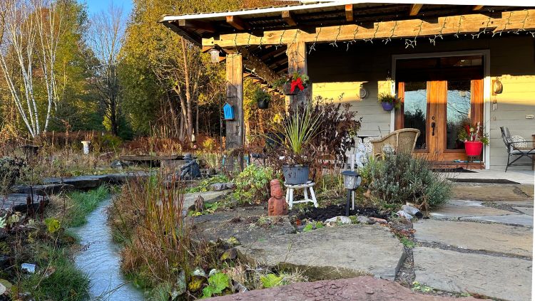 outdoor space at a silent retreat