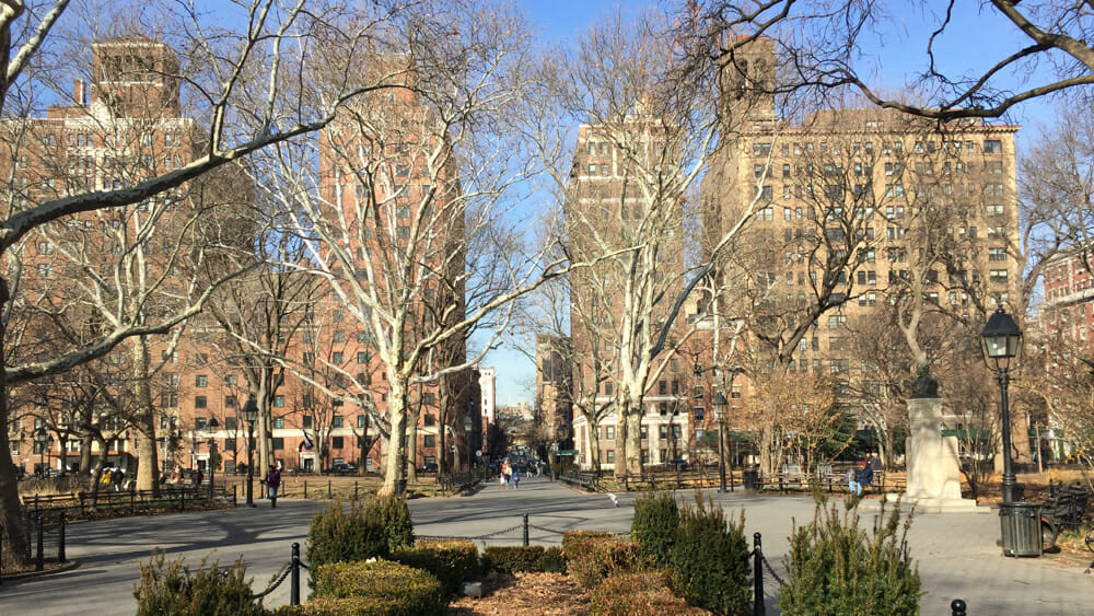 how to navigate a new city, washington square 